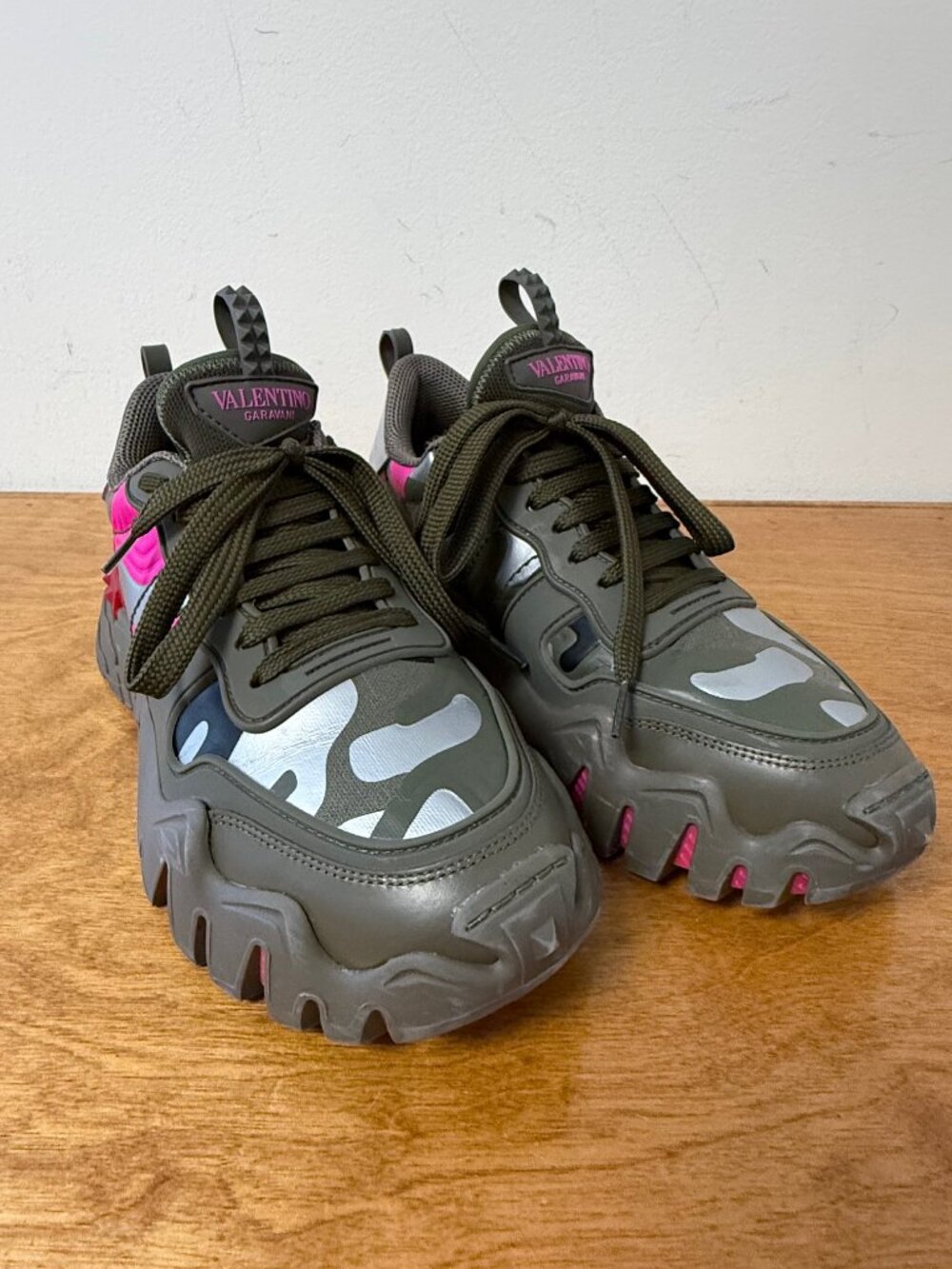 Valentino Garavani Army Green Pink Camo Chunky Sneakers EU 40 With Box Dust Bags